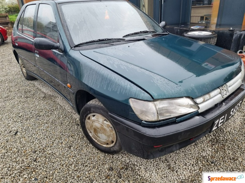 Peugeot 306  Hatchback 1995,  1.4 benzyna - Na sprzedaż za 2 300,00 zł - Głogów