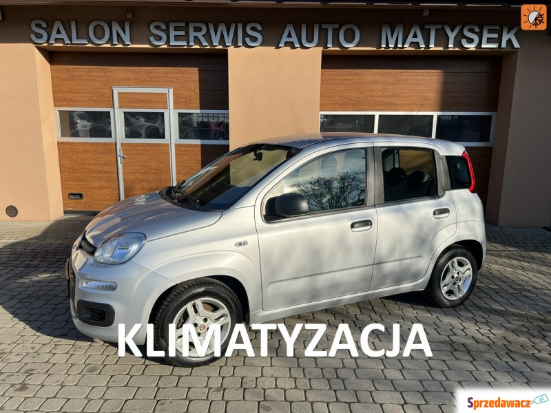 Fiat Panda  Hatchback 2016,  1.3 benzyna - Na sprzedaż za 27 900 zł - Orzech