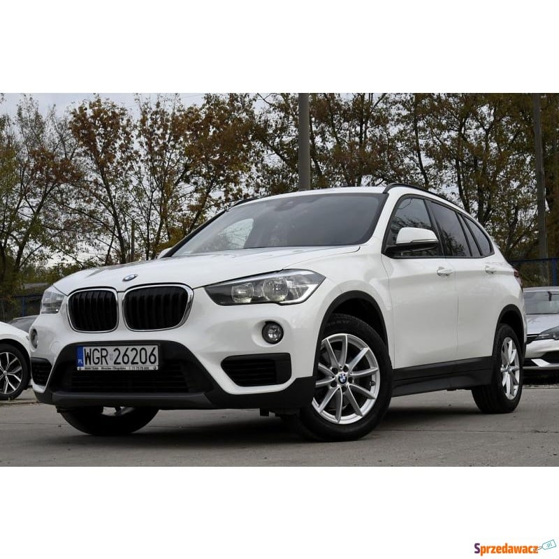 BMW X1  Terenowy 2019,  1.5 benzyna - Na sprzedaż za 98 399 zł - Warszawa