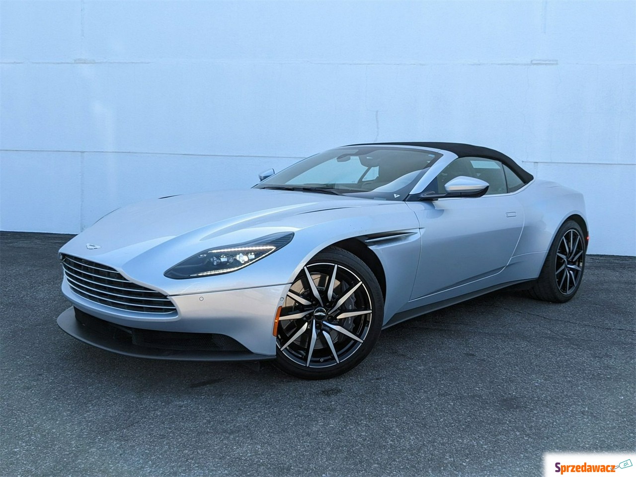 Aston Martin 2020