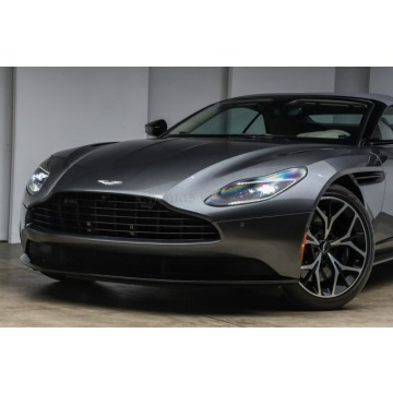 Aston Martin   Kabriolet 2019,  5.2 benzyna, automat - Na sprzedaż za 329 640 zł - Katowice - zdjęcie 3