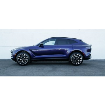 Aston Martin DBX  SUV 2022,  4.0 benzyna, automat - Na sprzedaż za 760 140 zł - Katowice - zdjęcie 4