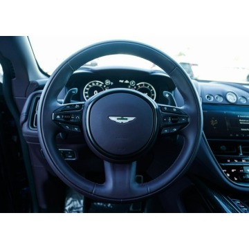 Aston Martin DBX  SUV 2022,  4.0 benzyna, automat - Na sprzedaż za 760 140 zł - Katowice - zdjęcie 10