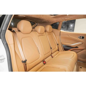 Aston Martin DBX  SUV 2021,  4.0 benzyna, automat - Na sprzedaż za 440 340 zł - Katowice - zdjęcie 12