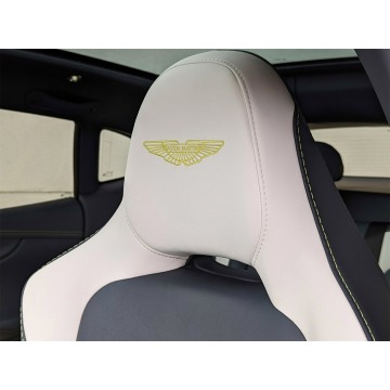 Aston Martin DBX  SUV 2023,  4.0 benzyna, automat - Na sprzedaż za 724 470 zł - Katowice - zdjęcie 12