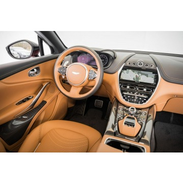 Aston Martin DBX  SUV 2023,  4.0 benzyna, automat - Na sprzedaż za 661 740 zł - Katowice - zdjęcie 9