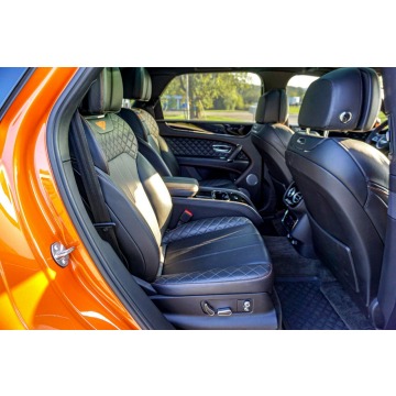Bentley Bentayga  SUV 2017,  6.0 benzyna, automat - Na sprzedaż za 252 150 zł - Katowice - zdjęcie 7