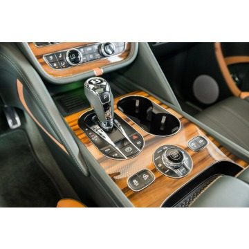 Bentley Bentayga  SUV 2021,  6.0 benzyna, automat - Na sprzedaż za 787 200 zł - Katowice - zdjęcie 10