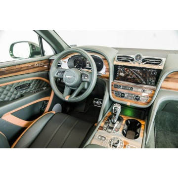 Bentley Bentayga  SUV 2021,  6.0 benzyna, automat - Na sprzedaż za 787 200 zł - Katowice - zdjęcie 12