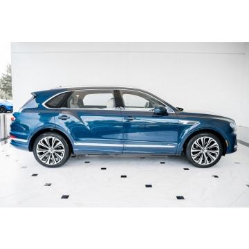 Bentley Bentayga  SUV 2023,  4.0 benzyna, automat - Na sprzedaż za 1 008 600 zł - Katowice - zdjęcie 8