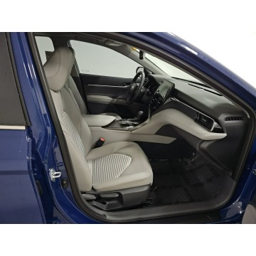 Toyota Camry  Sedan/Limuzyna 2024,  2.5 benzyna, automat - Na sprzedaż za 108 240 zł - Katowice - zdjęcie 9