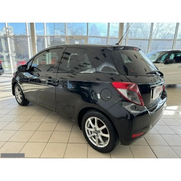 Toyota Yaris  Liftback 2011,  1.3 benzyna+LPG - Na sprzedaż za 31 000 zł - Kraków - zdjęcie 8