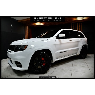 Jeep Grand Cherokee  SUV 2017,  6.4 benzyna, automat - Na sprzedaż za 189 900 zł - Banino - zdjęcie 3
