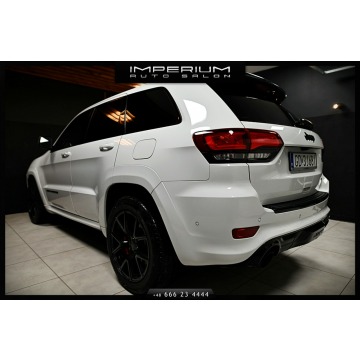 Jeep Grand Cherokee  SUV 2017,  6.4 benzyna, automat - Na sprzedaż za 189 900 zł - Banino - zdjęcie 9