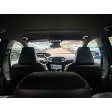Peugeot 308  Hatchback 2015,  2.0 diesel, automat - Na sprzedaż za 59 900 zł - Świebodzin - zdjęcie 9
