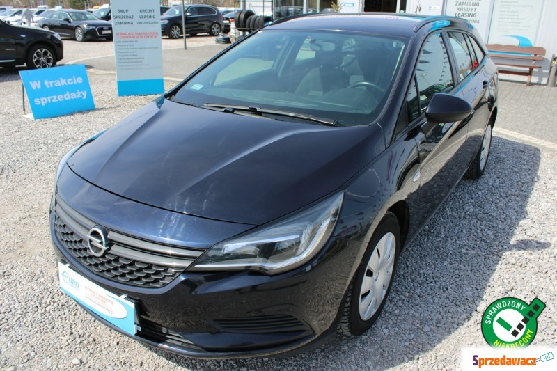 Opel Astra 2018,  1.6 diesel - Na sprzedaż za 39 900 zł - Warszawa