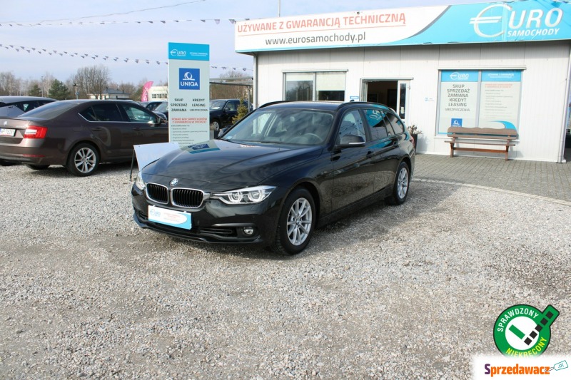 BMW Seria 3 2019,  1.5 benzyna - Na sprzedaż za 79 900 zł - Warszawa