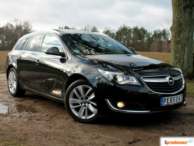 Opel Insignia 2016,  2.0 diesel - Na sprzedaż za 48 999 zł - Zielenin