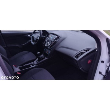 Ford Focus  Hatchback 2016,  1.0 benzyna - Na sprzedaż za 34 900 zł - Chełmce - zdjęcie 3