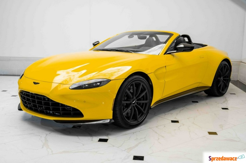 Aston Martin V8  Coupe/Sportowy 2023,  4.0 benzyna - Na sprzedaż za 749 070 zł - Katowice
