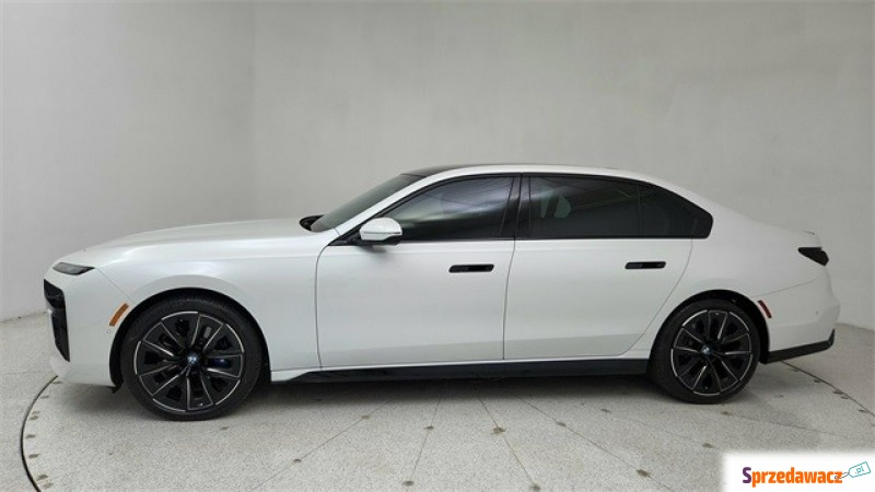 BMW Seria 7  Sedan/Limuzyna 2023,  4.4 benzyna - Na sprzedaż za 528 900 zł - Katowice