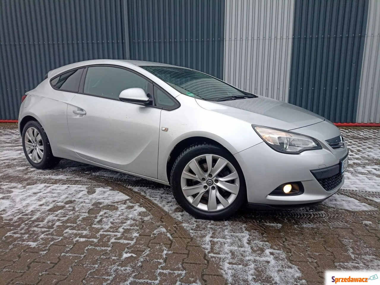 Opel Astra 2012