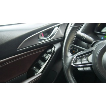 Mazda 3  Liftback 2017,  2.0 benzyna - Na sprzedaż za 69 900 zł - Kraków - zdjęcie 9