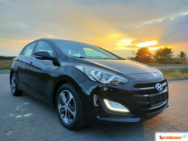 Hyundai i30  Hatchback 2016,  1.4 benzyna - Na sprzedaż za 44 900 zł - Burzenin