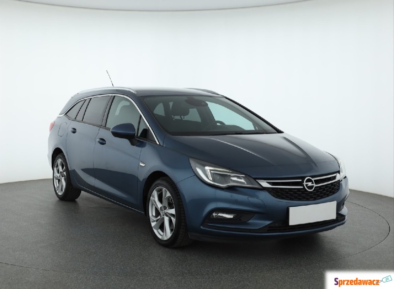 Opel Astra  Kombi 2016,  1.6 diesel - Na sprzedaż za 41 499 zł - Piaseczno