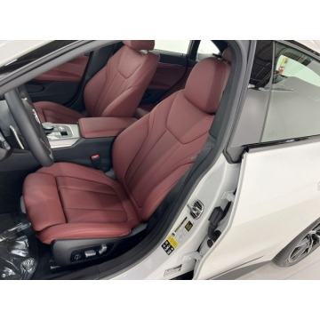 BMW Seria 4  Sedan/Limuzyna 2023,  3.0 benzyna, automat - Na sprzedaż za 325 950 zł - Katowice - zdjęcie 9