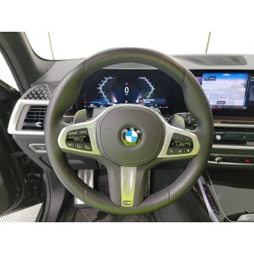 BMW X7  SUV 2023,  3.0 benzyna, automat - Na sprzedaż za 425 580 zł - Katowice - zdjęcie 9
