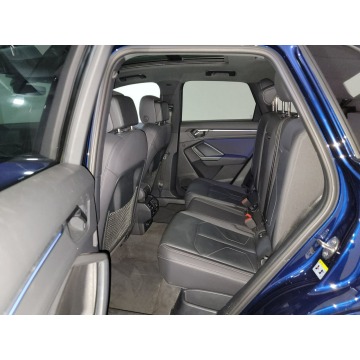 Audi Q3  SUV 2023,  2.0 benzyna, automat - Na sprzedaż za 146 370 zł - Katowice - zdjęcie 11