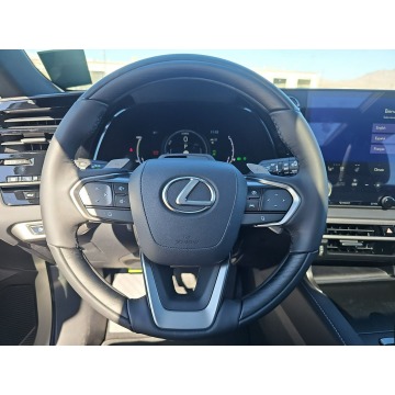 Lexus RX  SUV 2024,  2.5 hybryda, automat - Na sprzedaż za 313 650 zł - Katowice - zdjęcie 8