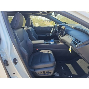Lexus RX  SUV 2024,  2.5 hybryda, automat - Na sprzedaż za 313 650 zł - Katowice - zdjęcie 10