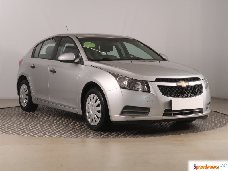 Chevrolet Cruze  Hatchback 2012,  1.6 benzyna+LPG - Na sprzedaż za 18 999 zł - Zabrze