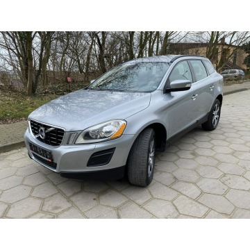 Volvo   SUV 2013,  2.0 diesel - Na sprzedaż za 46 999 zł - Gostyń - zdjęcie 3