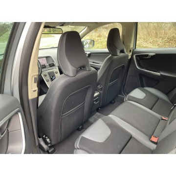 Volvo   SUV 2013,  2.0 diesel - Na sprzedaż za 46 999 zł - Gostyń - zdjęcie 10