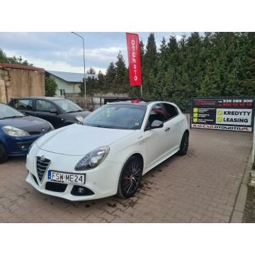 Alfa Romeo Giulietta  Hatchback 2015,  1.4 benzyna, automat - Na sprzedaż za 58 900 zł - Świebodzin - zdjęcie 2