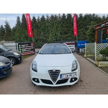 Alfa Romeo Giulietta  Hatchback 2015,  1.4 benzyna, automat - Na sprzedaż za 58 900 zł - Świebodzin - zdjęcie 3