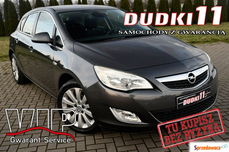 Opel Astra  Hatchback 2010,  1.4 benzyna - Na sprzedaż za 24 900 zł - Kutno