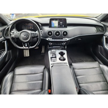 Kia Stinger  Liftback 2018,  3.3 benzyna, automat - Na sprzedaż za 148 000 zł - Mysłowice - zdjęcie 9