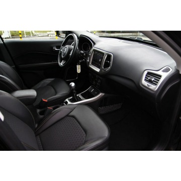 Jeep Compass  SUV 2019,  1.6 diesel - Na sprzedaż za 69 900 zł - Dojazdów - zdjęcie 8