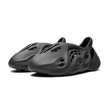 Adidas Yeezy Foam Runner - RnnR Onyx / HP8739