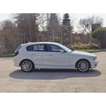 BMW Seria 1  Hatchback 2007,  2.0 diesel - Na sprzedaż za 13 800 zł - Nowy Sącz - zdjęcie 8