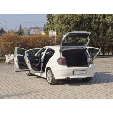 BMW Seria 1  Hatchback 2007,  2.0 diesel - Na sprzedaż za 13 800 zł - Nowy Sącz - zdjęcie 11