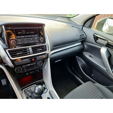 Mitsubishi Eclipse Cross  SUV 2018,  1.5 benzyna - Na sprzedaż za 77 900 zł - Mysłowice - zdjęcie 8
