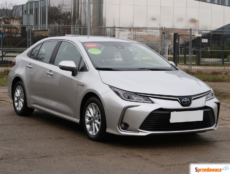 Toyota Corolla  Liftback 2021,  1.8 benzyna - Na sprzedaż za 73 982 zł - Bydgoszcz