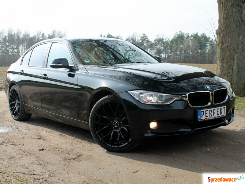 BMW Seria 3  Sedan/Limuzyna 2012,  2.0 diesel - Na sprzedaż za 47 999 zł - Zielenin