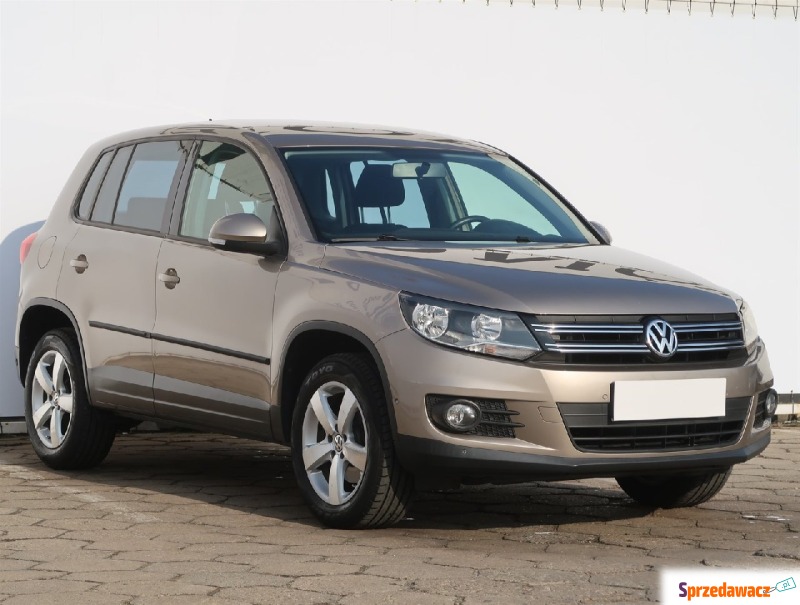 Volkswagen Tiguan  SUV 2012,  1.4 benzyna - Na sprzedaż za 52 999 zł - Łódź