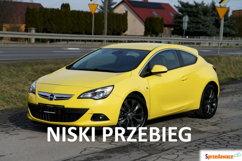 Opel Astra  Coupe/Sportowy 2012,  1.7 diesel - Na sprzedaż za 31 900 zł - Dojazdów